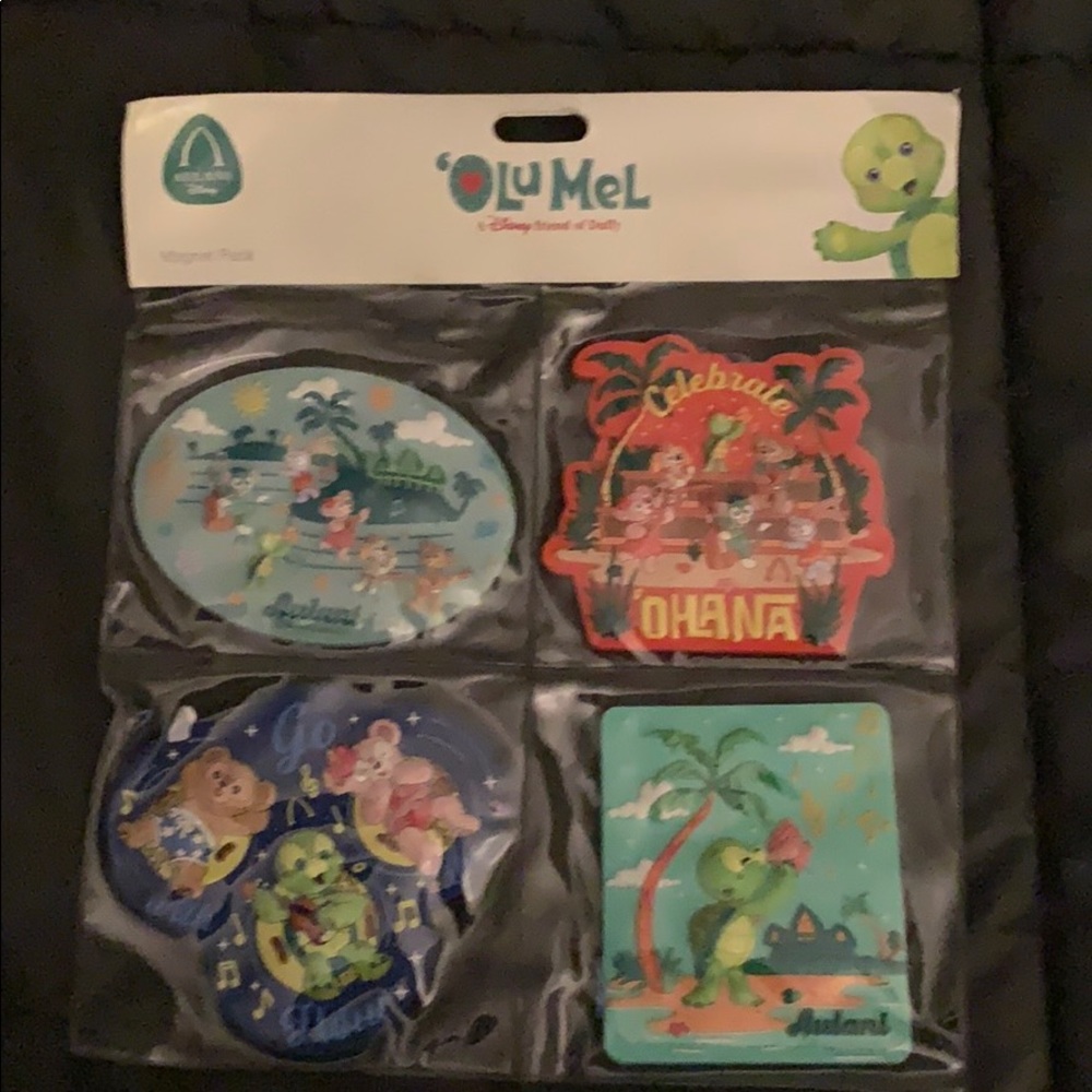 Disney Aulani Magnets